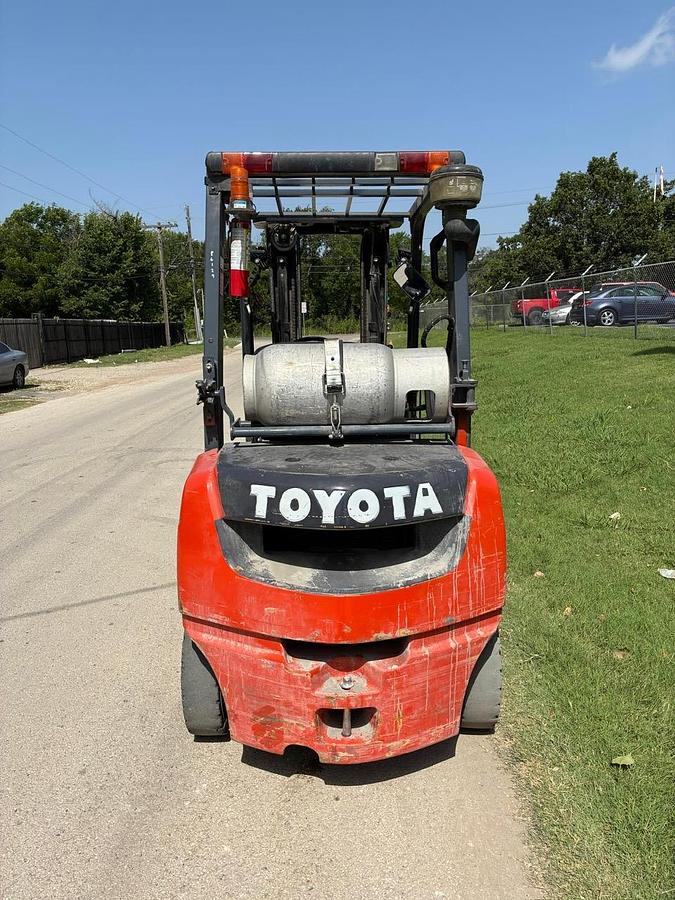 Used 2018 TOYOTA 8FGU25