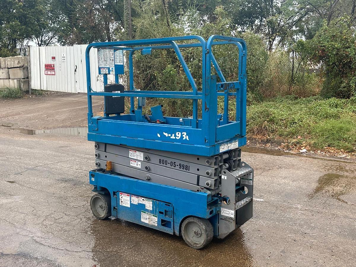 Used 2015 GENIE GS1930