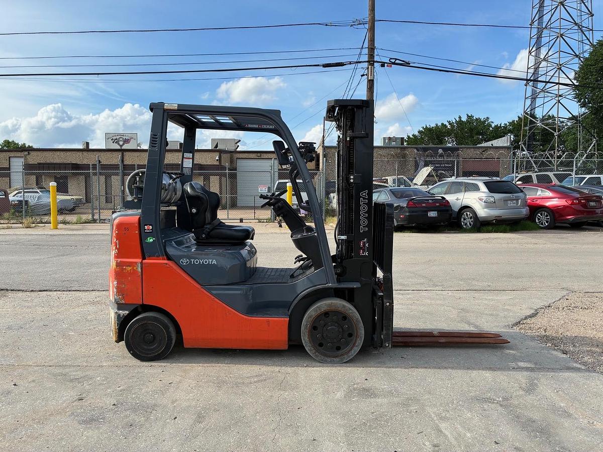 Used 2019 Toyota 8FGCU25 5000 LBS