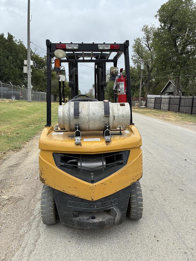 Used CAT FG25N