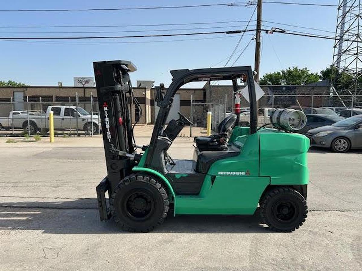 Used 2017 Mitsubishi FG50CN1