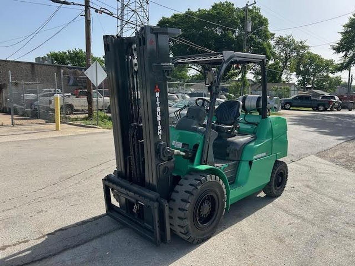 Used 2017 Mitsubishi FG50CN1