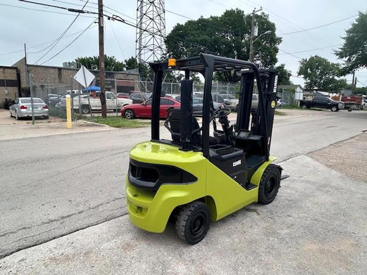 Used 2020 CLARK S25D