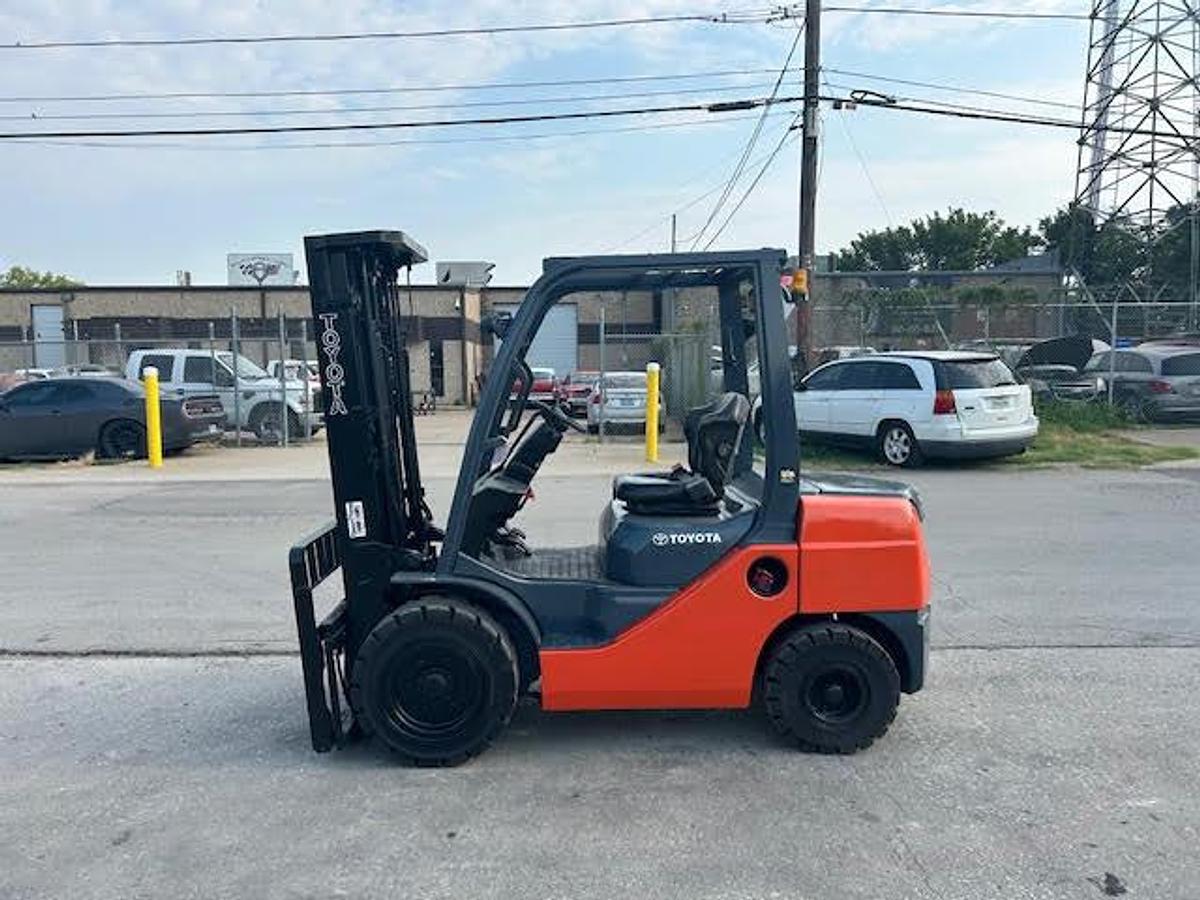 Used 2017 Toyota 8FGU30