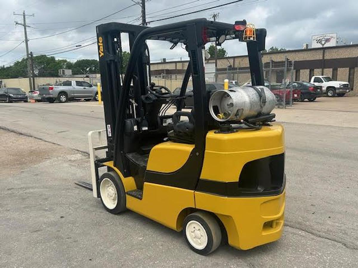 Used 2020 Yale GLC060VXNEAE090 6000LBS