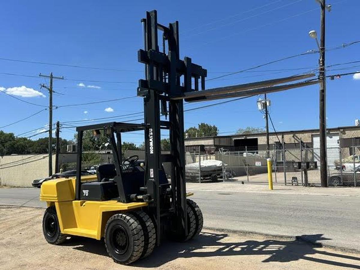 Used 1996 Komatsu FD70T-9