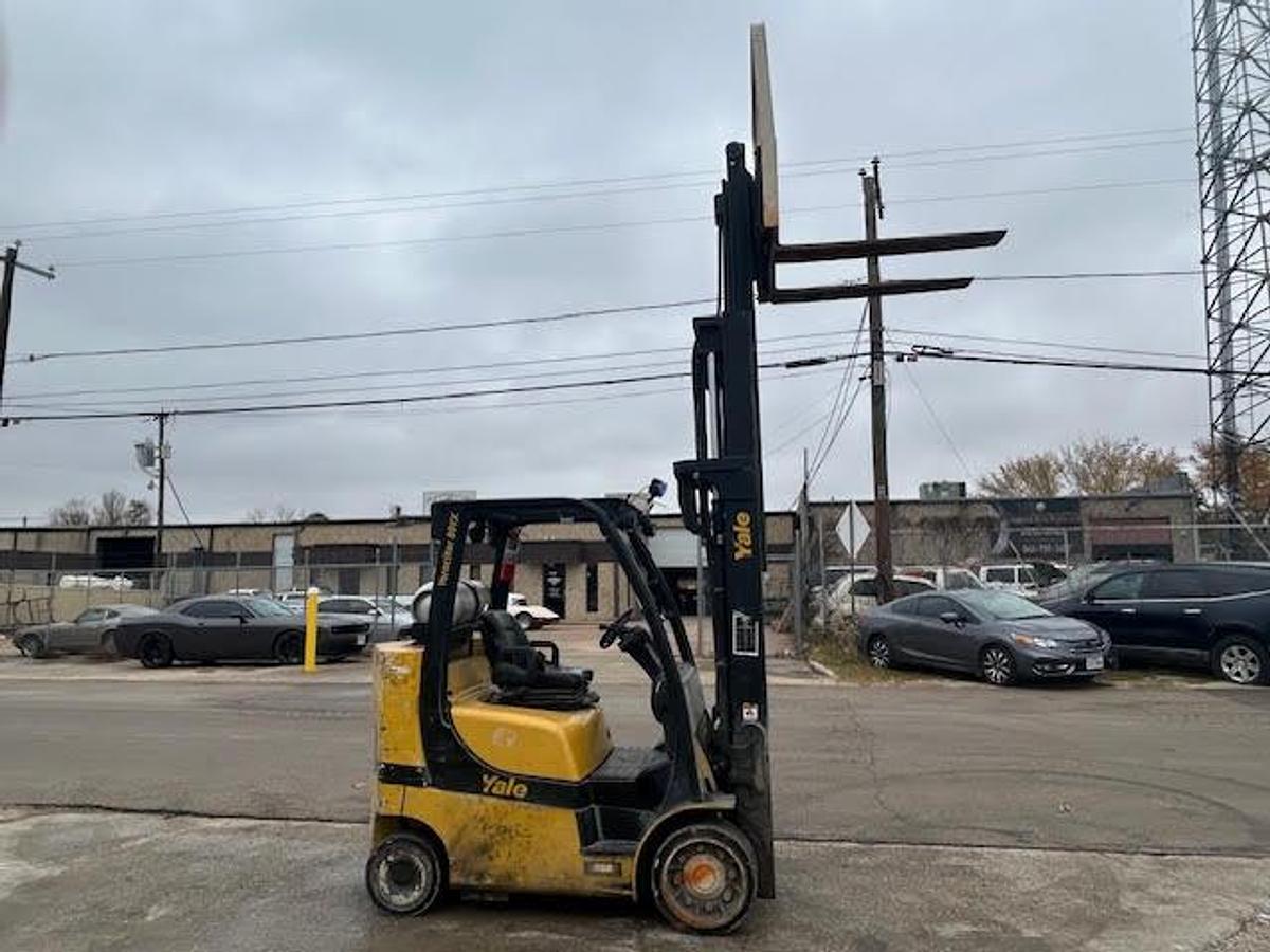 Used 2020 Yale GLC080VXNKAE094 8000lbs