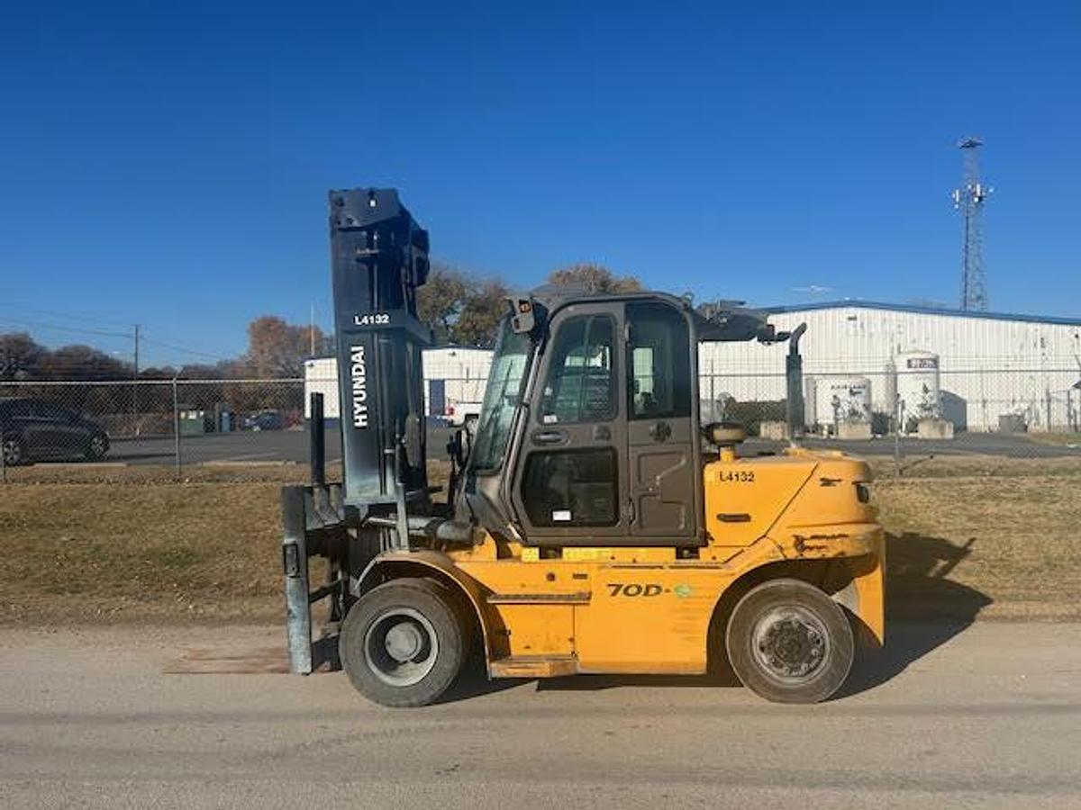 Used 2020 Hyundai 70D-9 15,500LBS