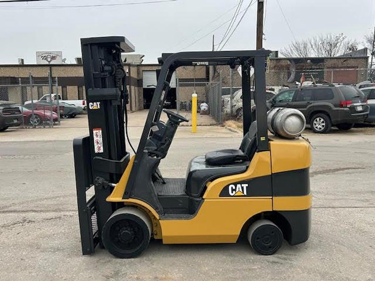 Used 2017 CAT 2C6000