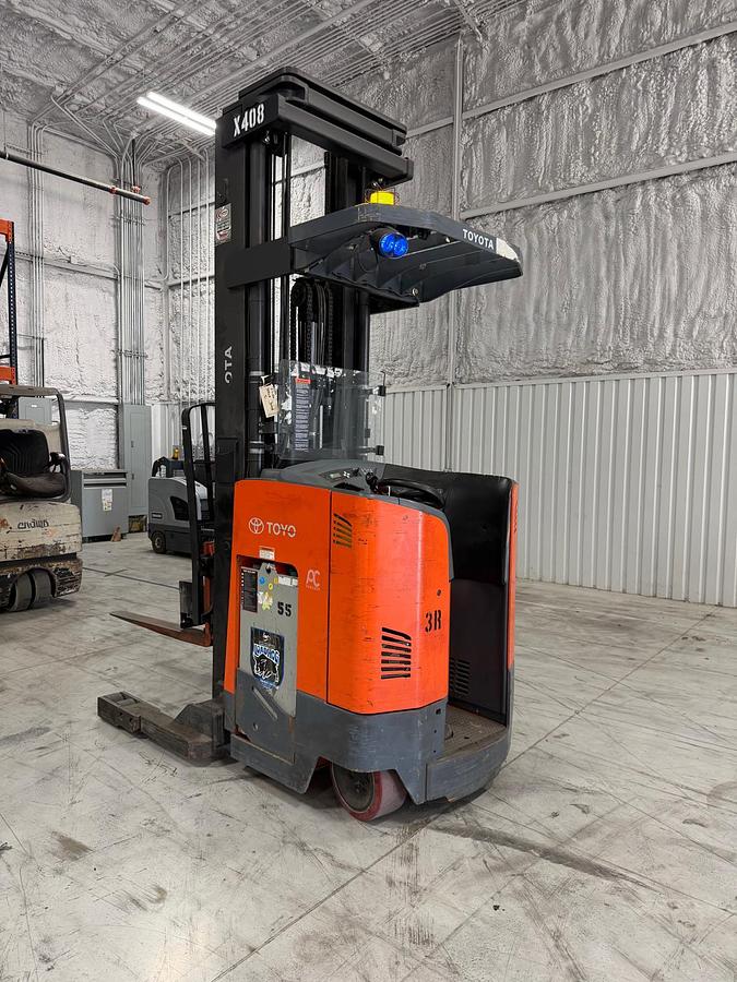 Used 2017 TOYOTA 9BRU18
