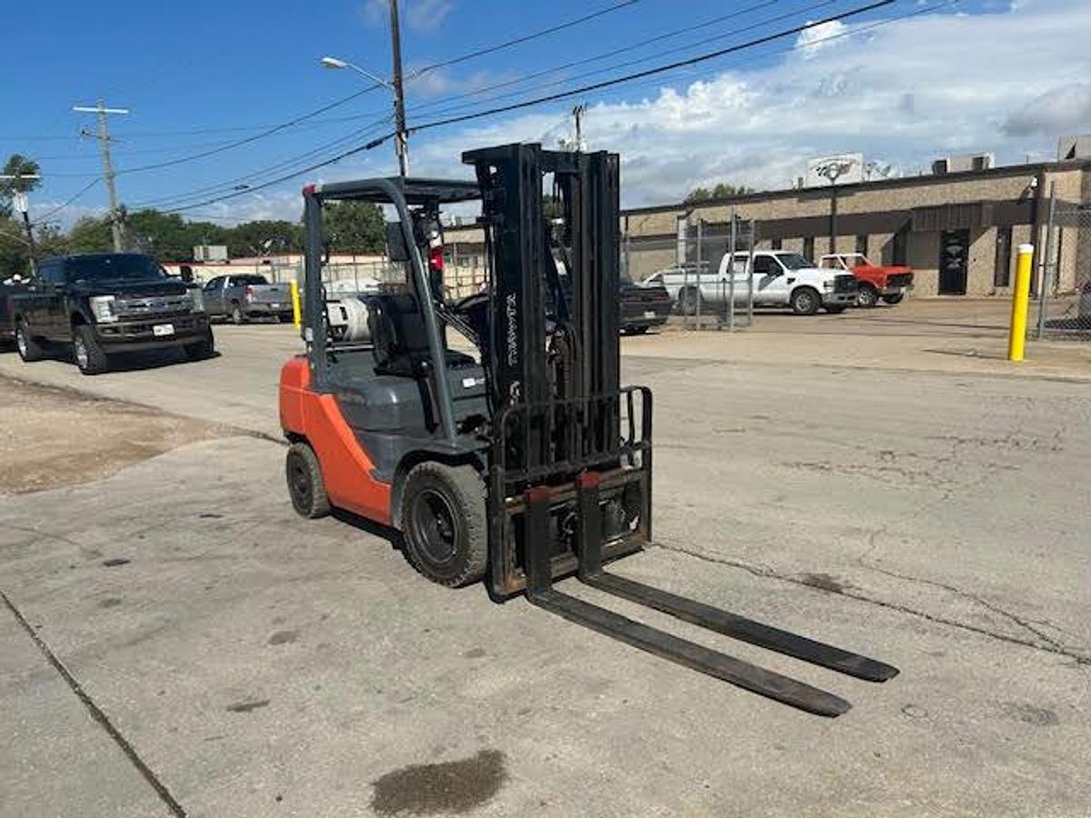 Used 2009 Toyota 8FGU25