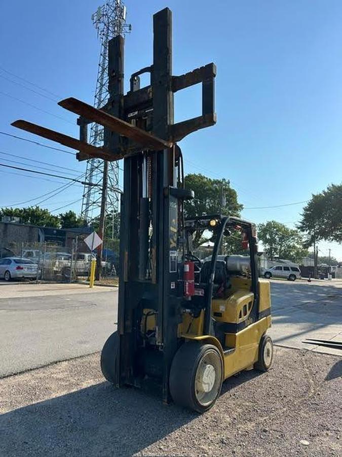 Used 2015 Yale GLC155VXNGJE100