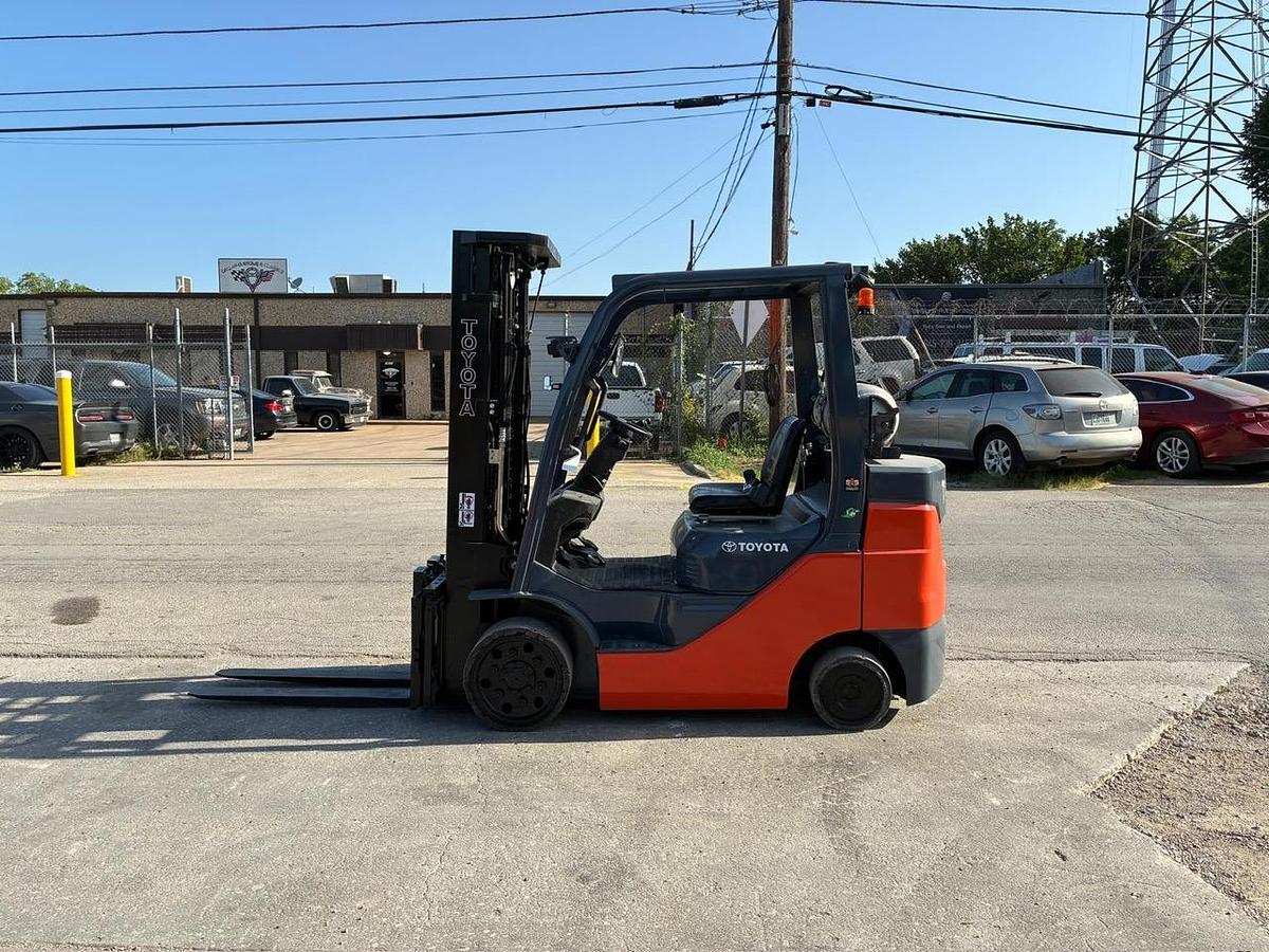 Used 2023 TOYOTA 50-8FGCU30