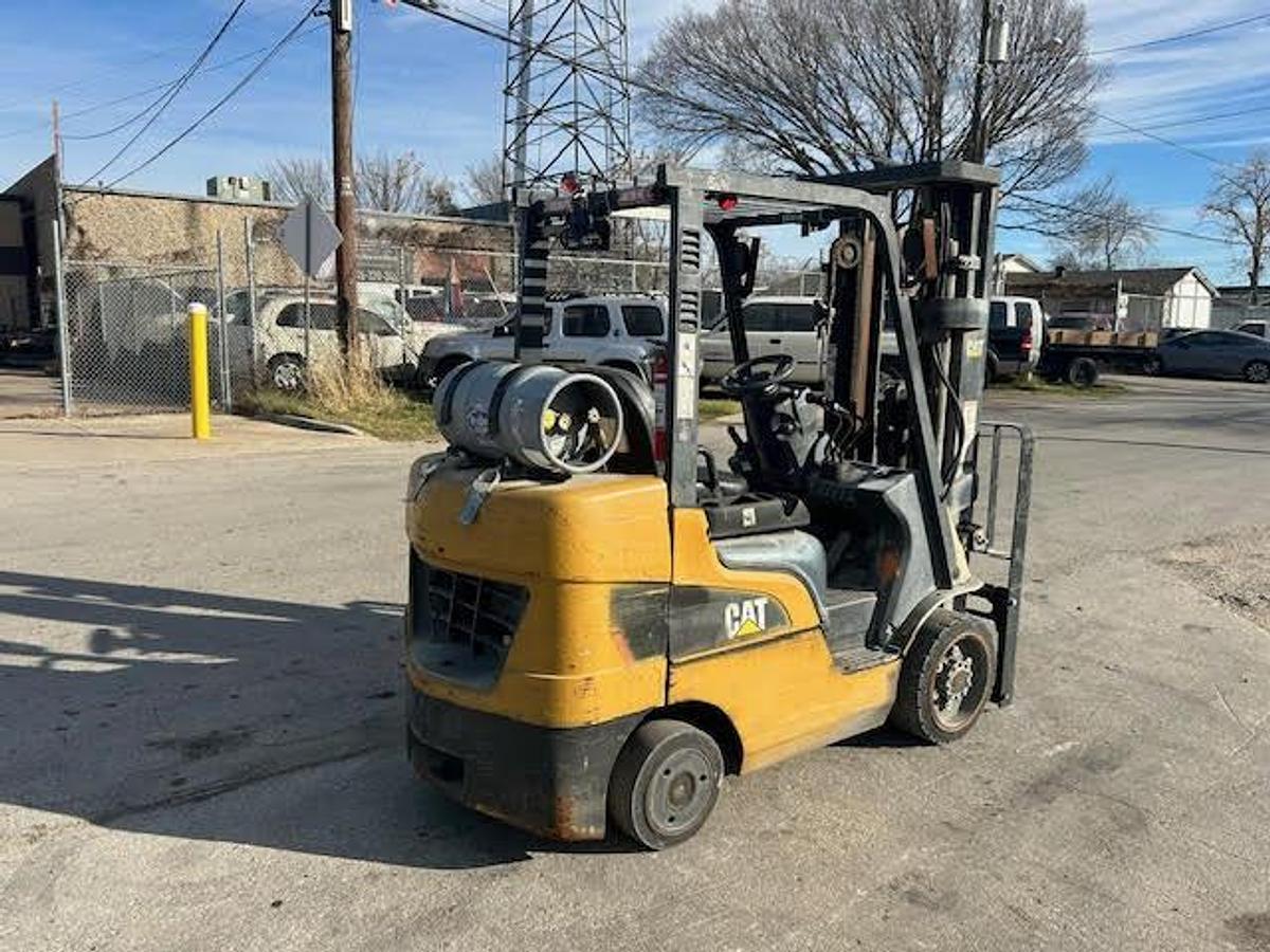 Used 2017 CAT 2C6000