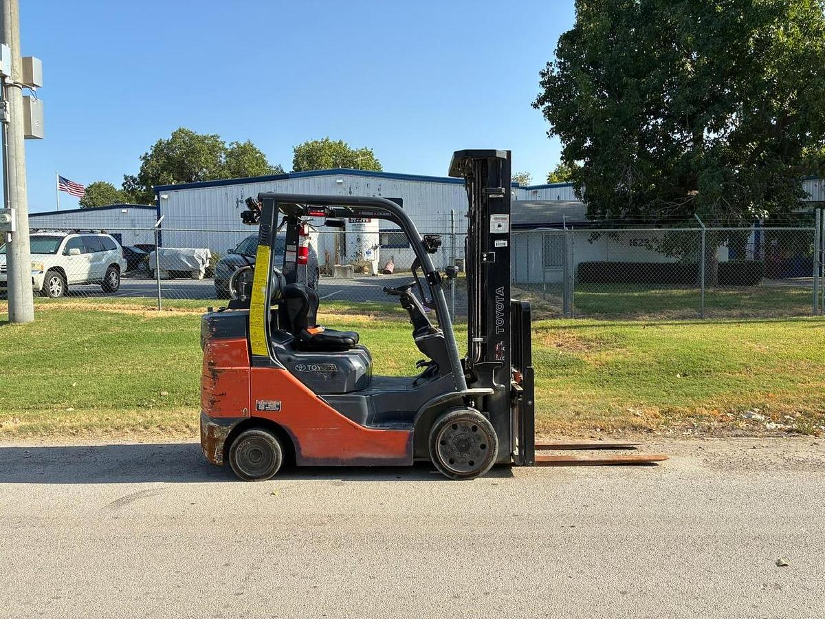 Used 2021 TOYOTA 8FGCU30