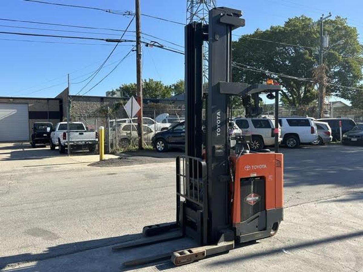 Used 2020 Toyota 9BRU23