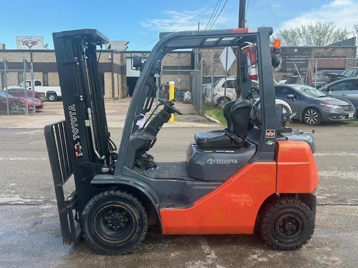 Used 2015 Toyota 8FGU20