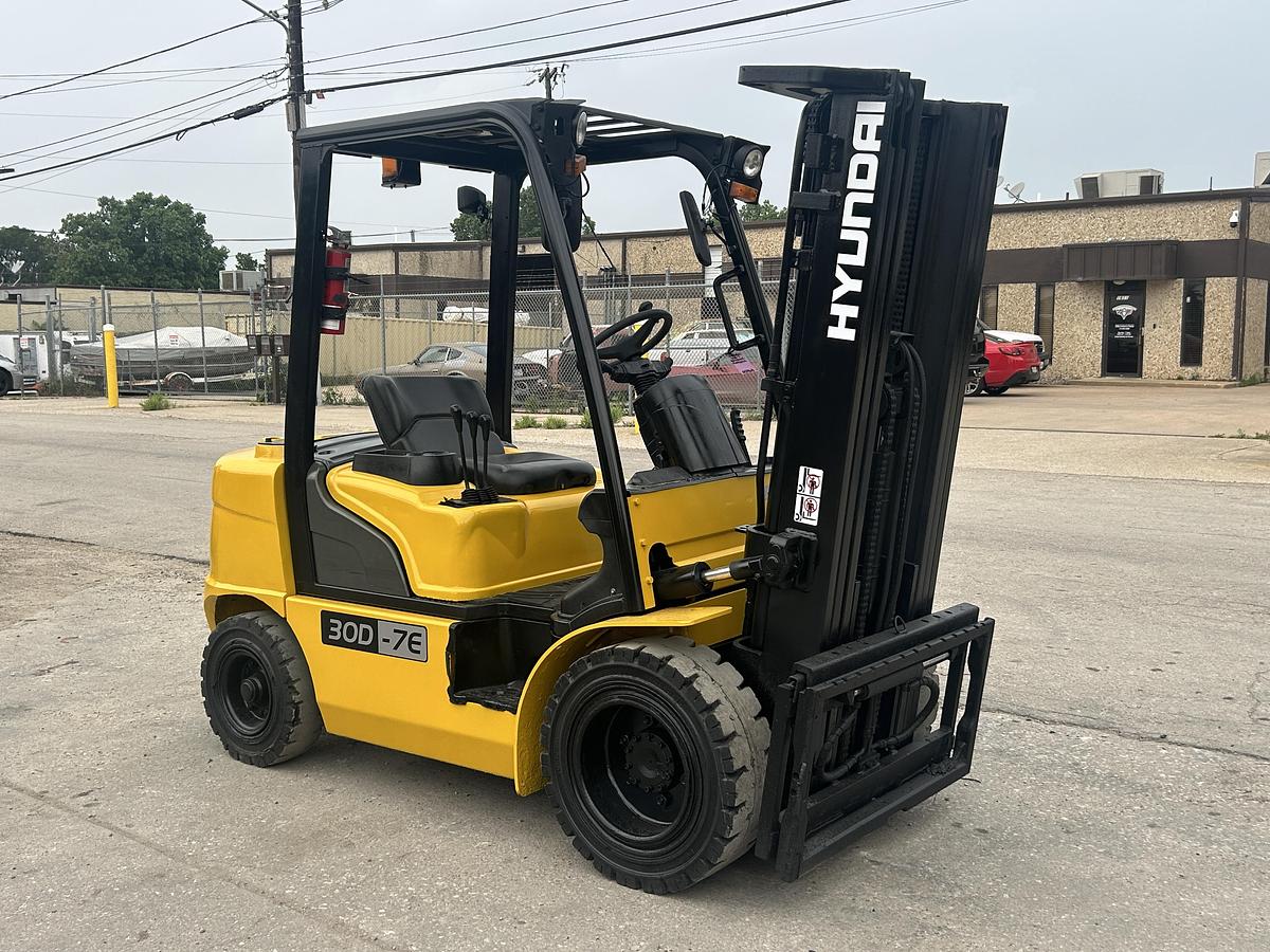 Used 2012 Hyundai 30D-7E