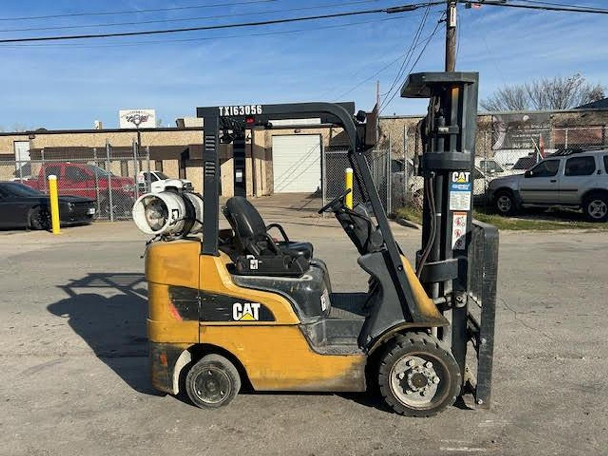 Used 2017 CAT 2C6000