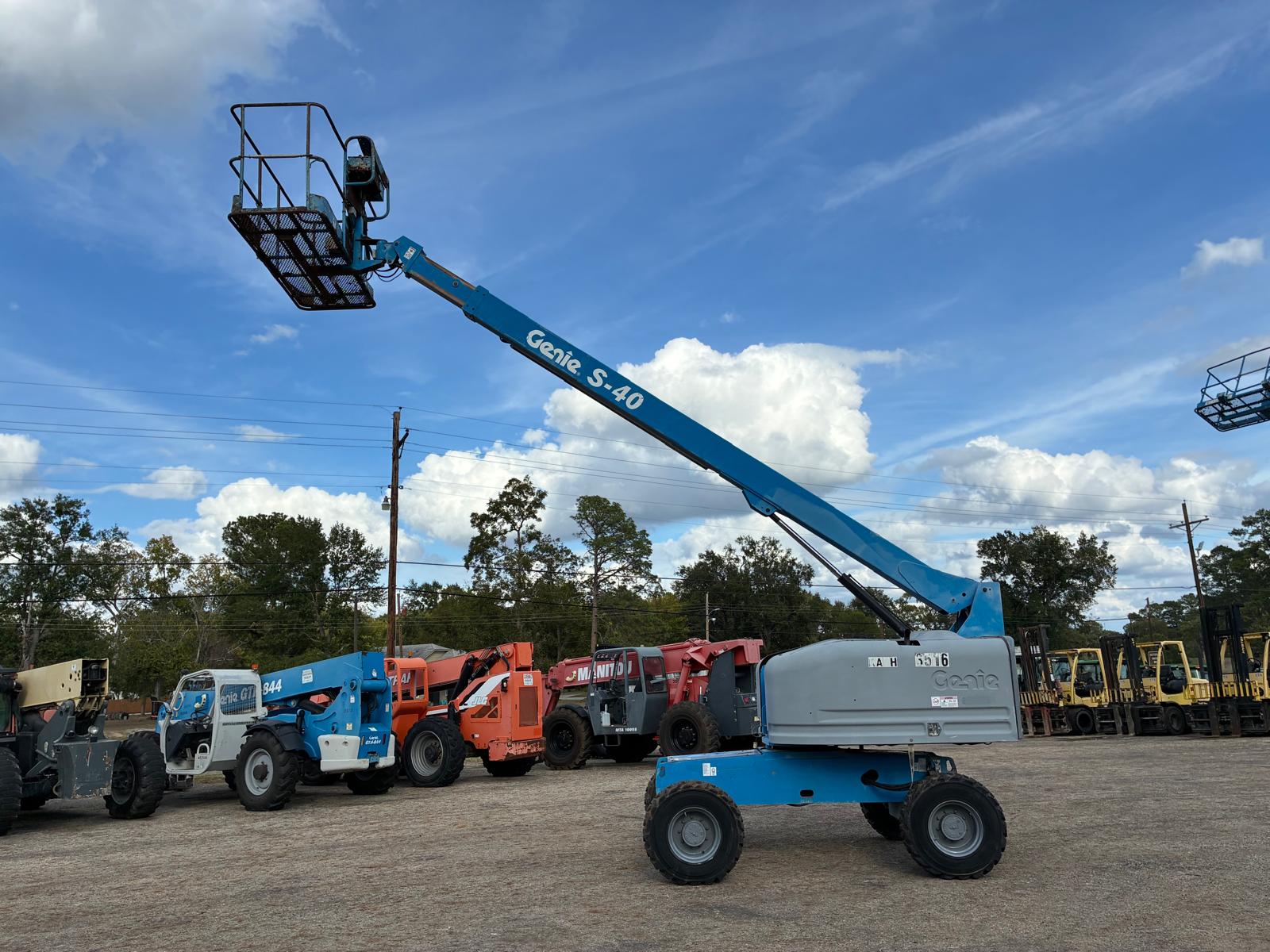 Used 2007 GENIE S-40