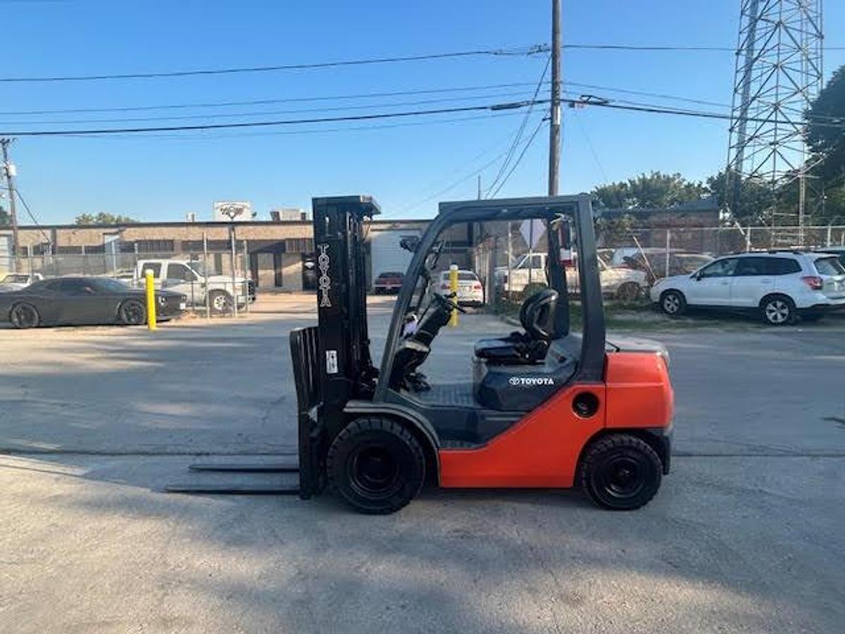 Used 2019 Toyota 8FDU25