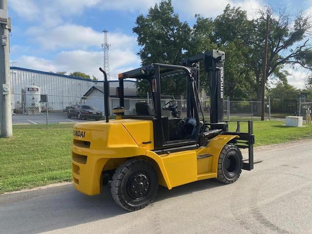 Used 2013 Hyundai 70D-7E