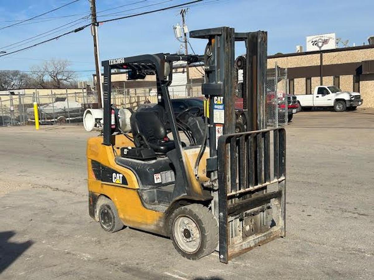 Used 2017 CAT 2C6000