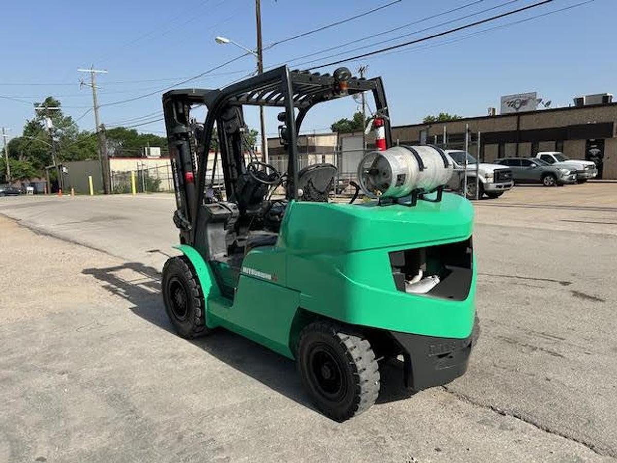 Used 2017 Mitsubishi FG50CN1
