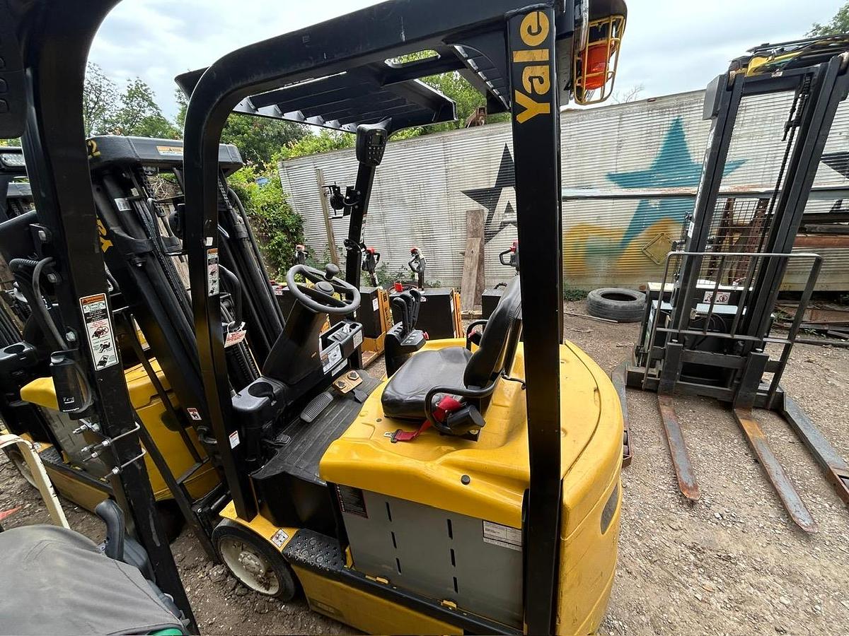 Used 2020 YALE  ERC045VGN36TE088