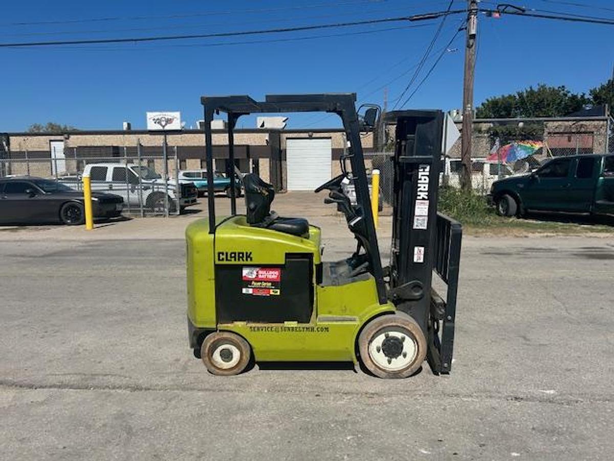Used 2005 CLARK 6000LBS ELECTRIC FORKLIFT