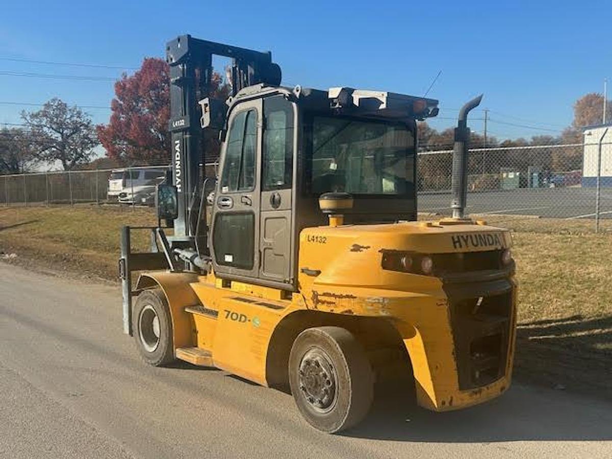 Used 2020 Hyundai 70D-9 15,500LBS