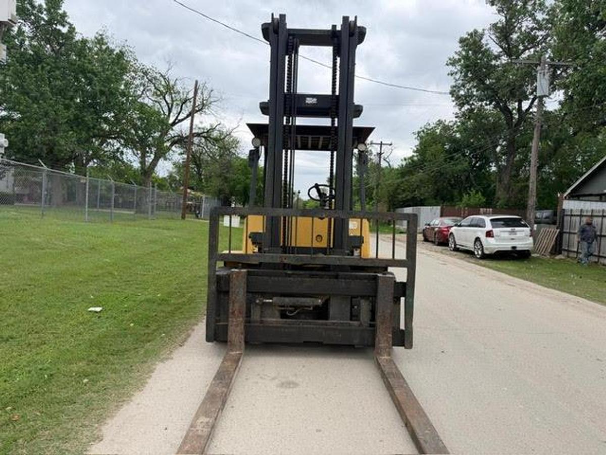 Used 1999 TCM FD70Z7T