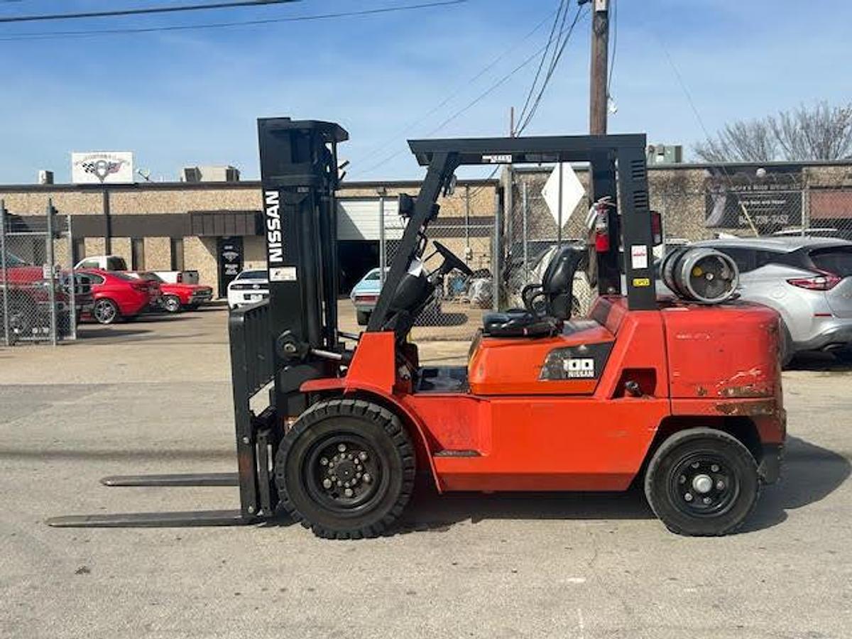 Used 2008 NISSAN F04B45V-LP