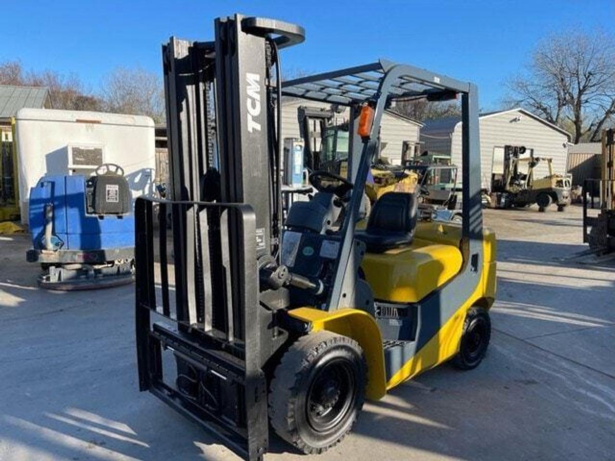 Used 2006 TCM FG25T7G