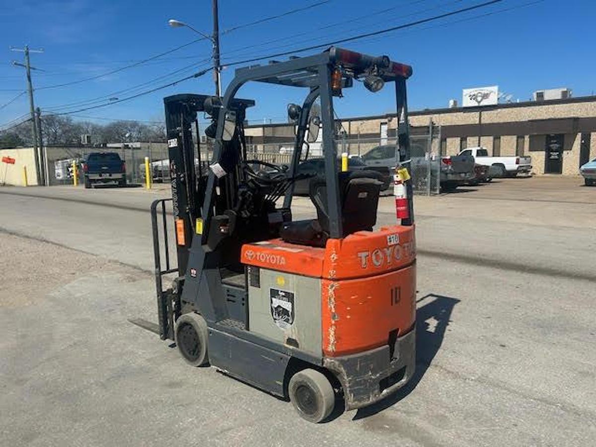 Used 2017 Toyota 7FBCU15