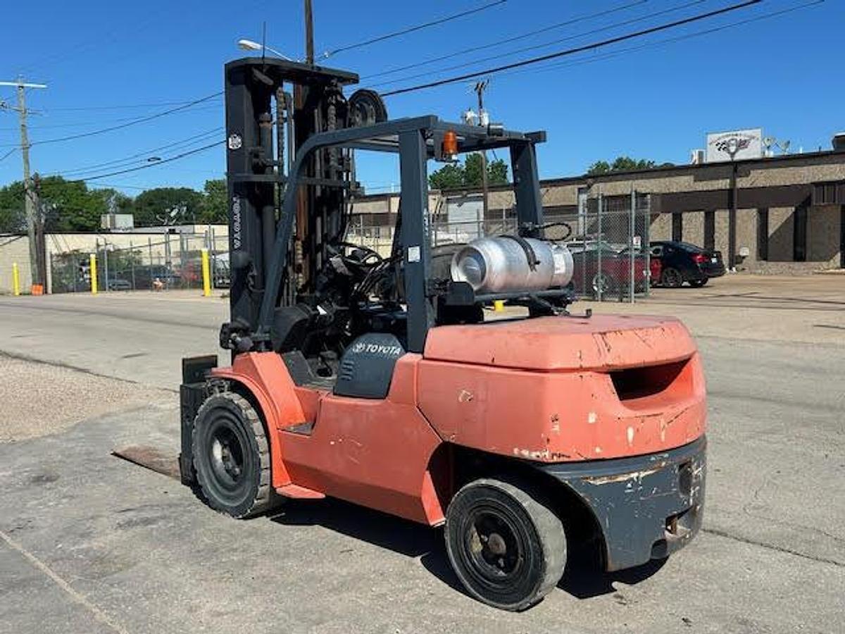 Used 2014 Toyota 7FGAU50  11,000LBS