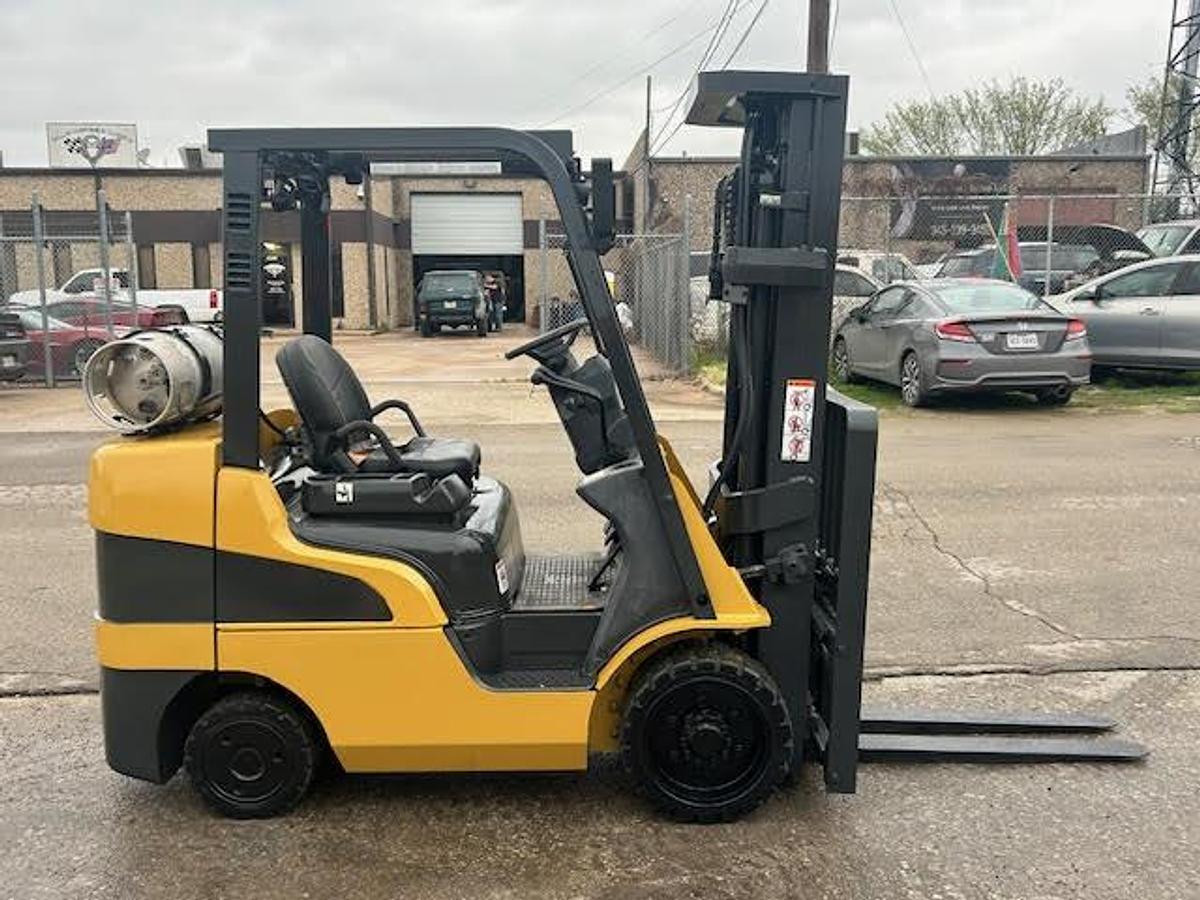 Used 2017 CAT 2C6000