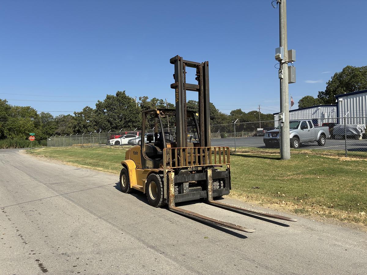 Used 2022 Yale GDP155VXNKBV148