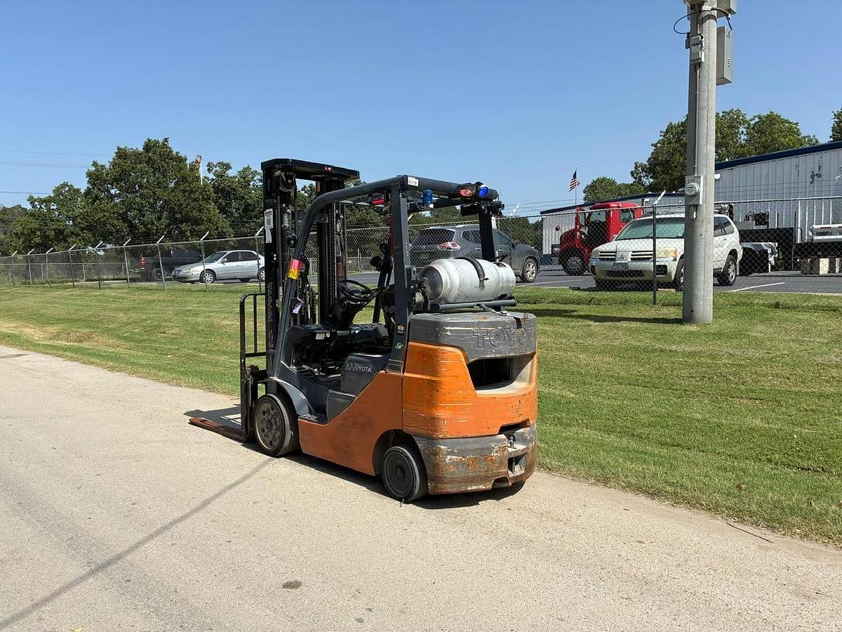 Used 2020 TOYOTA 8FGCU30