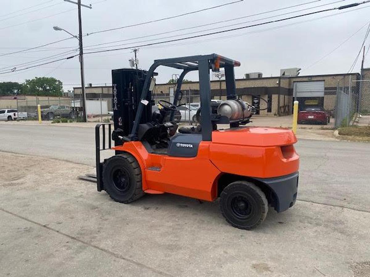 Used 2006 Toyota 7FGU45