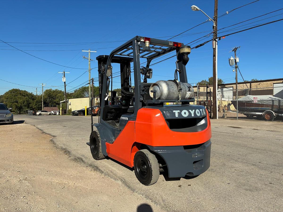Used 2014 Toyota 8FGU25 5000 LBS