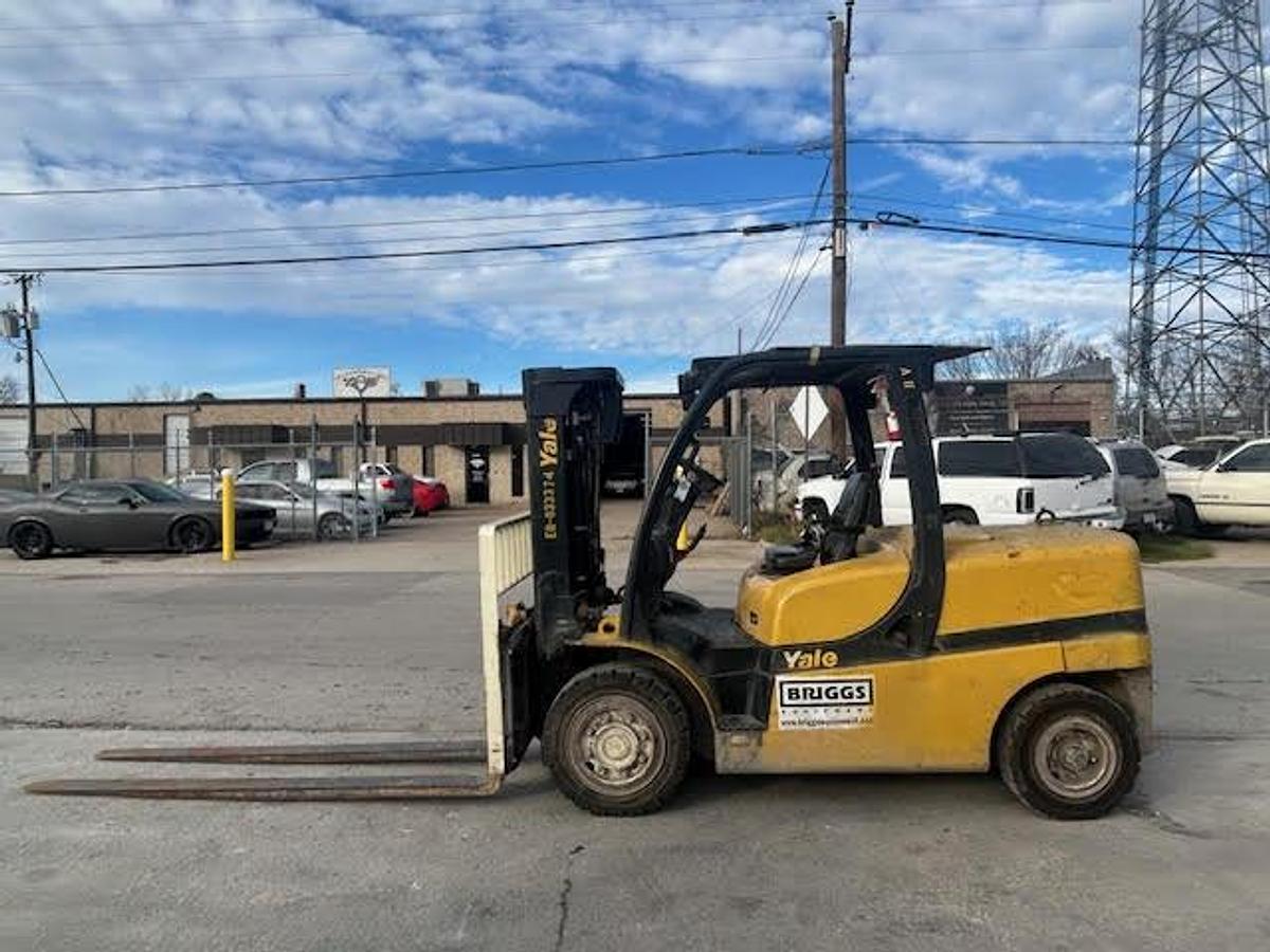 Used 2015 Yale GDP110VXNTGE086  11,000LBS