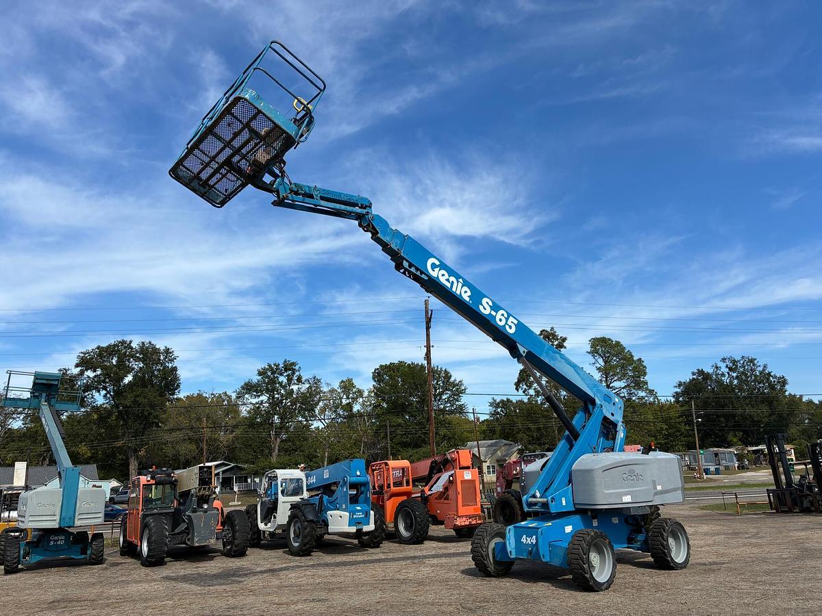 Used 2014 GENIE S-65
