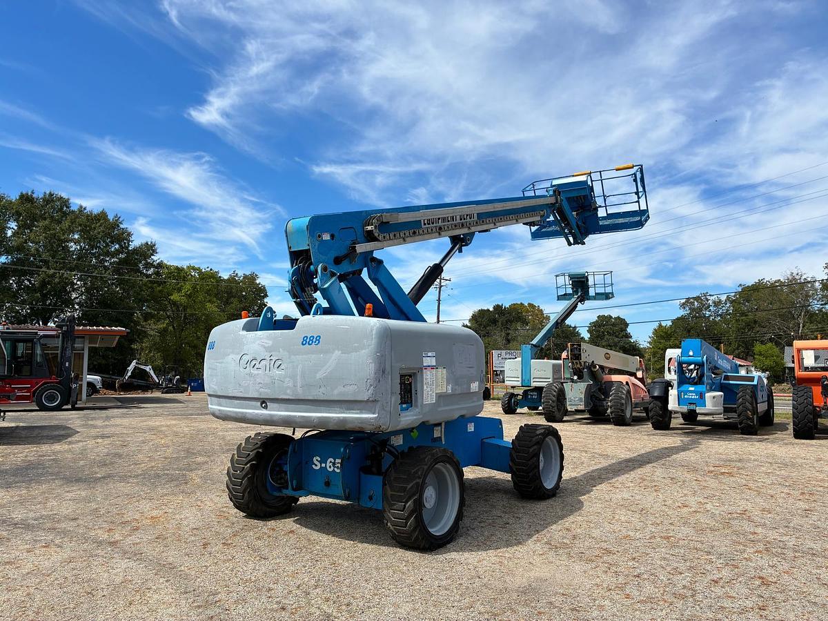 Used 2008 GENIE S-65