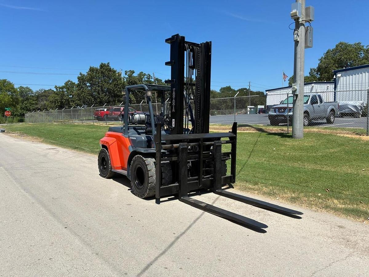 Used 2016 TOYOTA 8FG80U 17500 LBS
