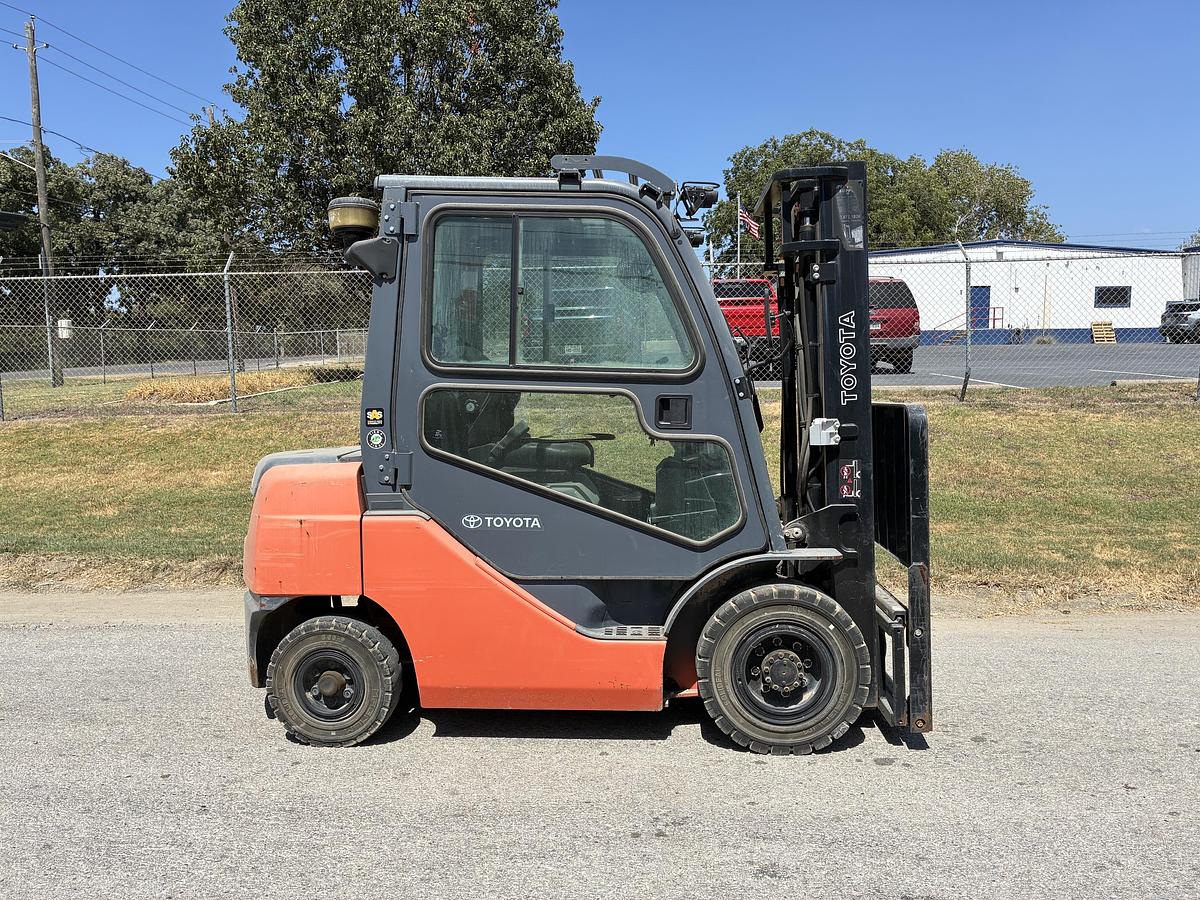 Used 2019 Toyota 8FDU25