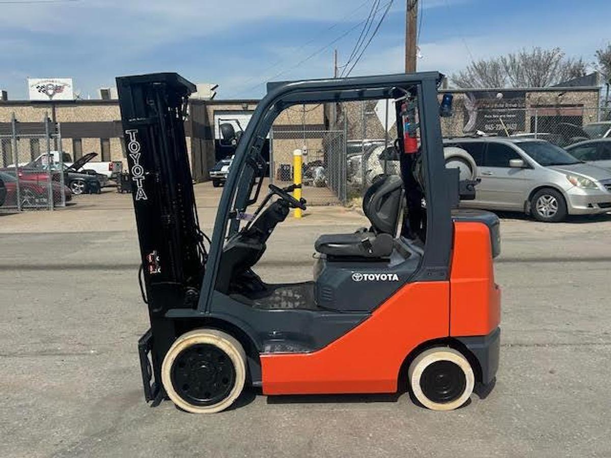 Used 2014 Toyota 8FGCU25