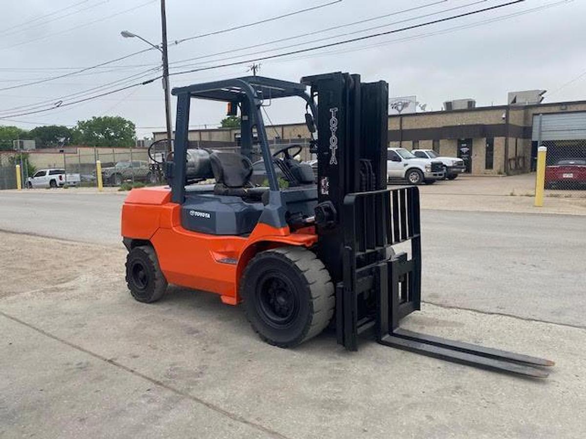 Used 2006 Toyota 7FGU45