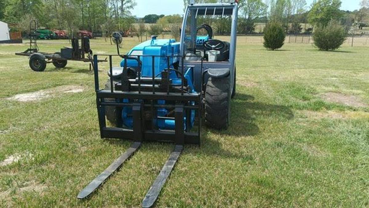 Used 2012 GENIE GTH5519  5500LBS