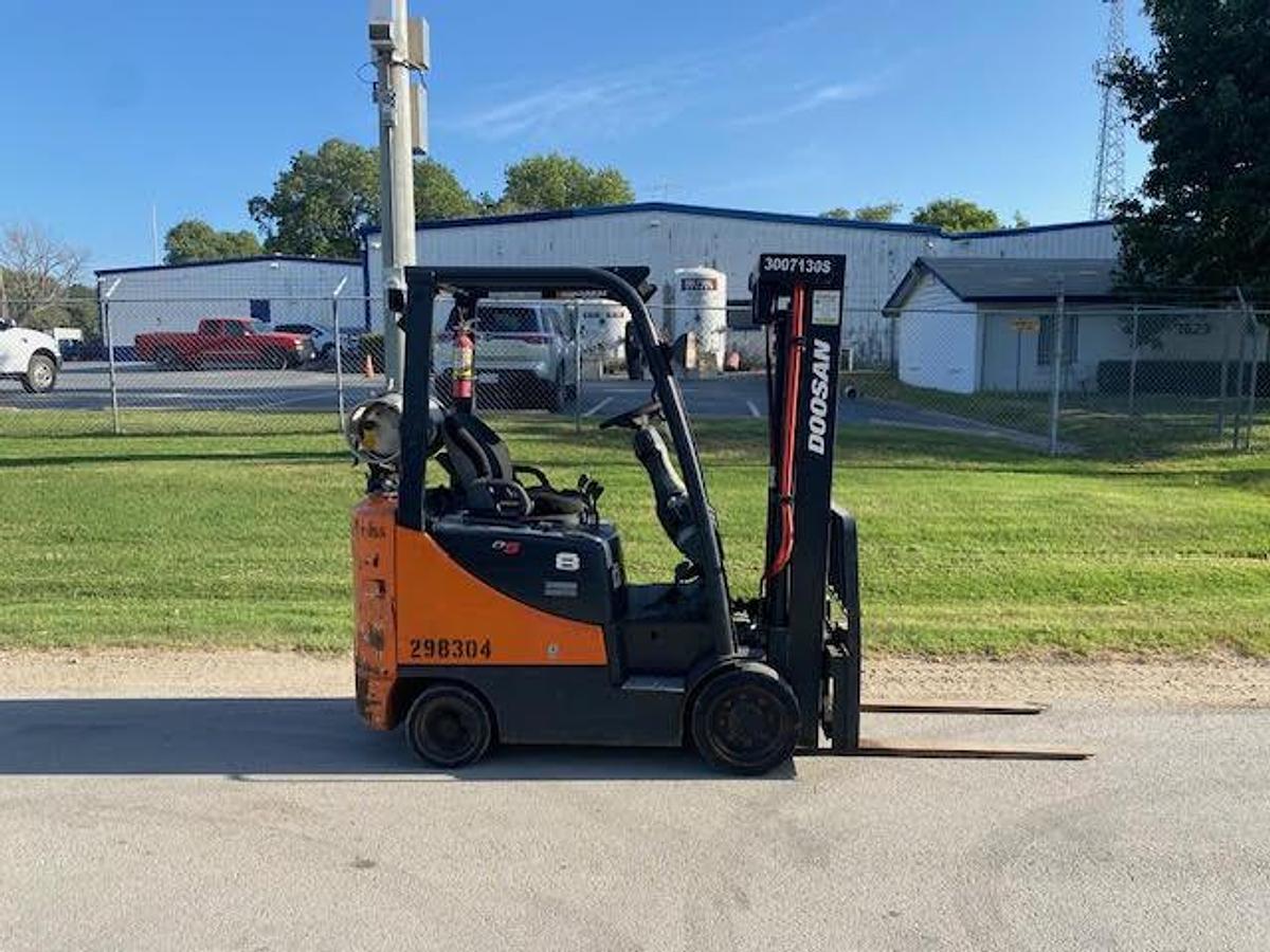 Used 2019 Doosan GC18S-5